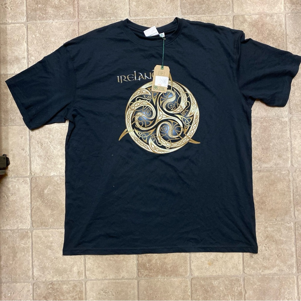 Ireland NWT T-Shirt XL Measurements Black